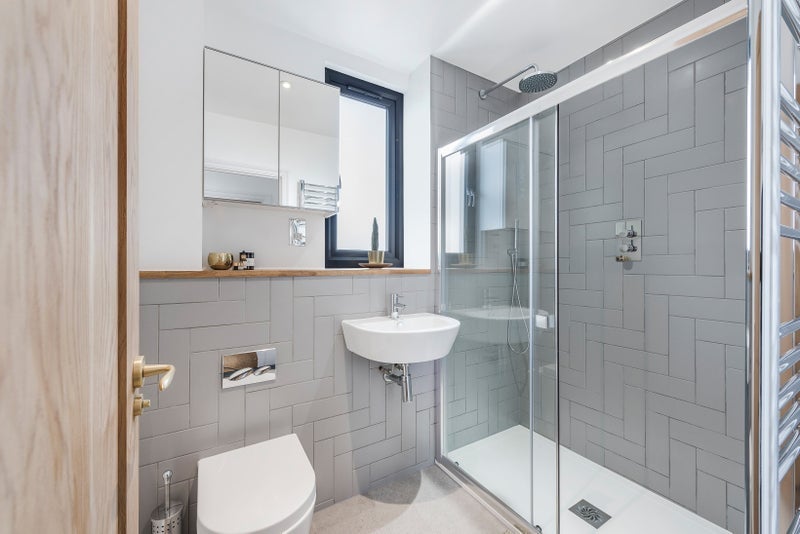 Room Devonshire Road in Greater London