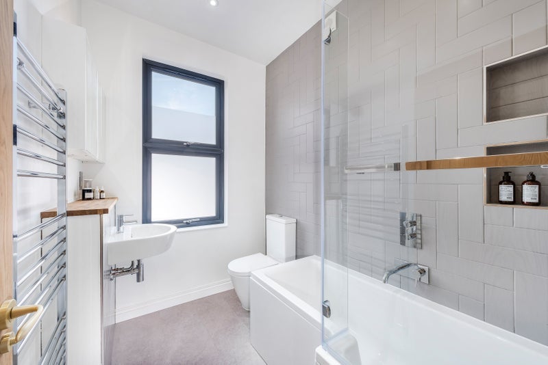 Room Devonshire Road in Greater London