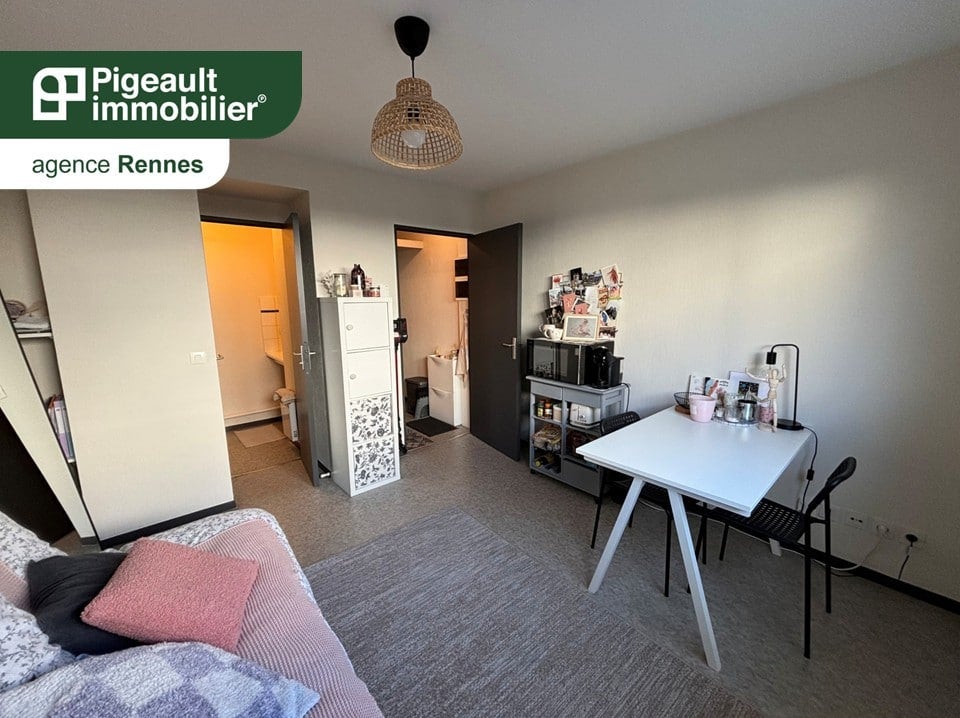 Appartement Square Pedro Flores-Cano à Rennes