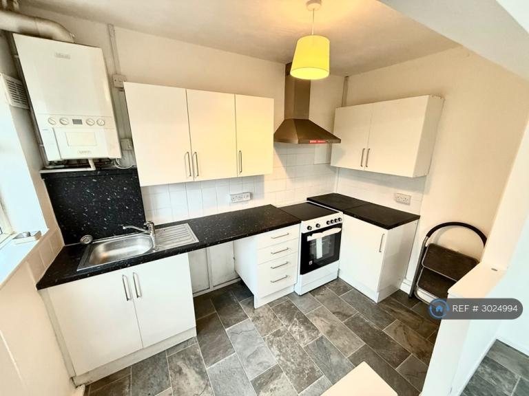 House Englefield Close in Bradford