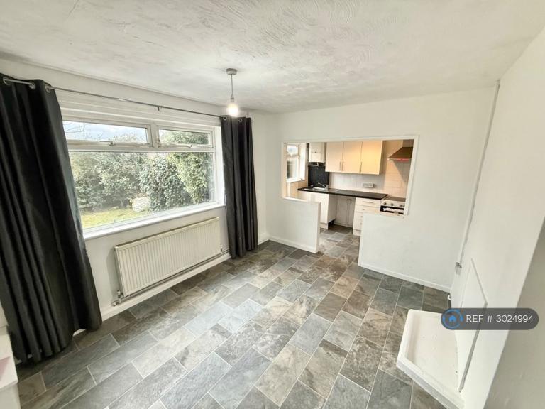 House Englefield Close in Bradford