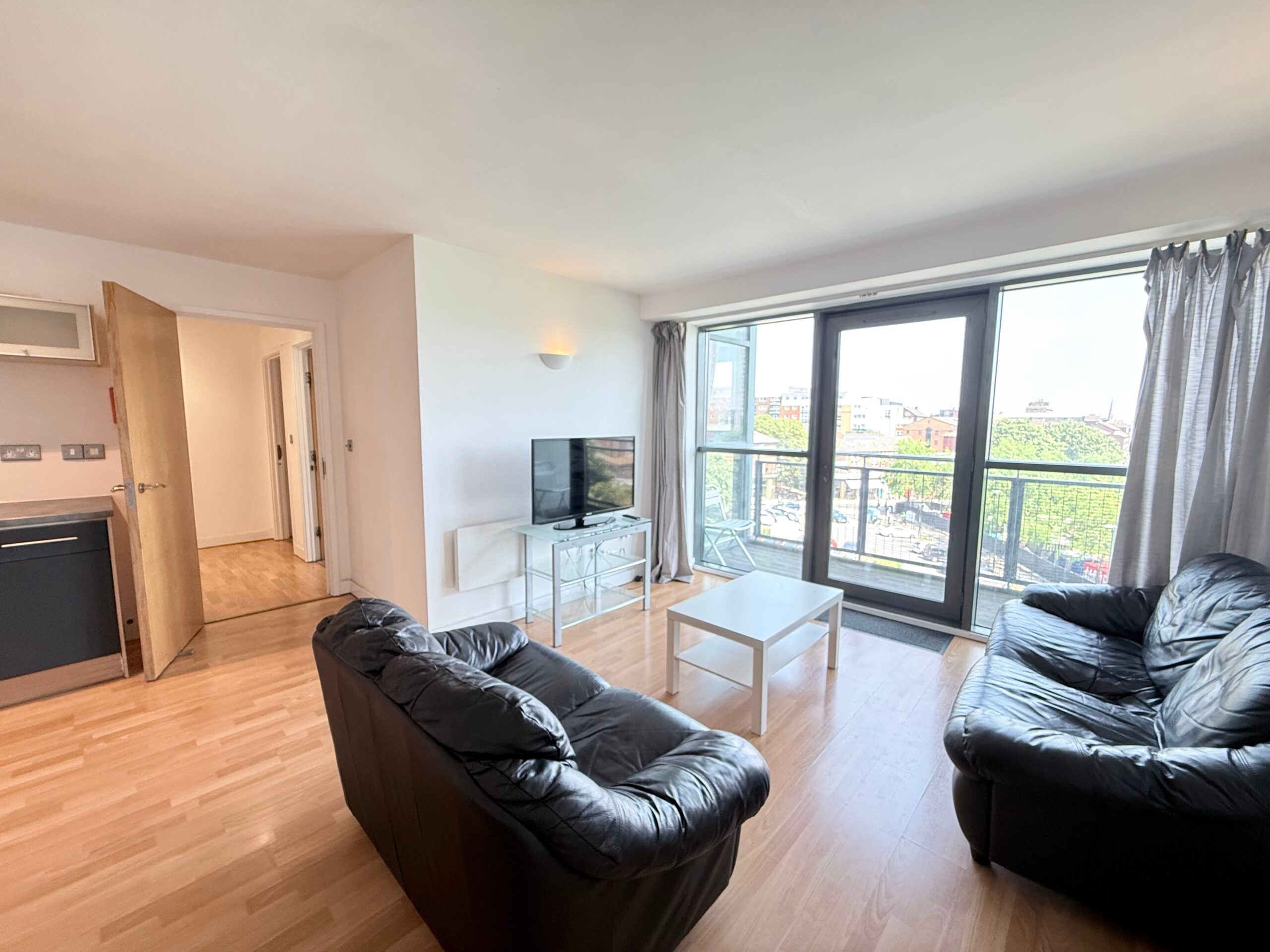 Flat Fitzwilliam Street in Sheffield