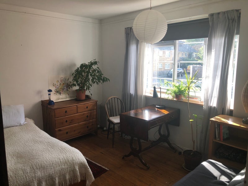 Room Rushcroft Road in Greater London