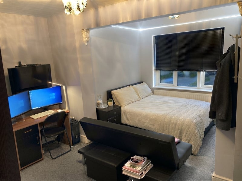 Room Siddeley Avenue in Coventry