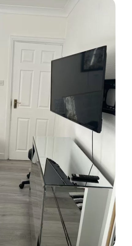 Room Harrow Manorway in Greater London