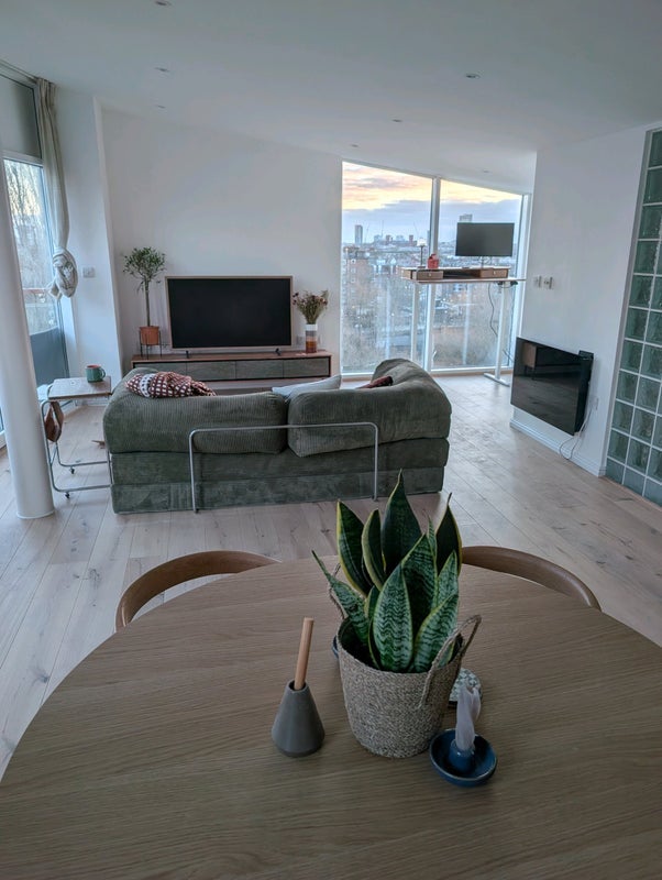 Flat Palmers Road in Greater London