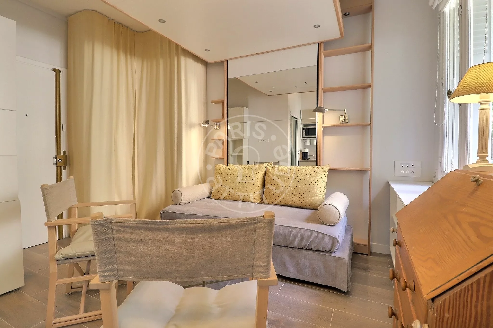 Flat Rue Perronet in Neuilly-sur-Seine