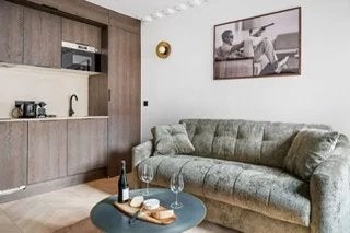 Flat Avenue Kléber in Paris