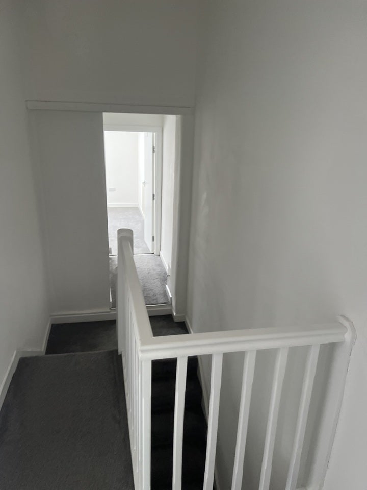 Flat Boundary Road in Greater London