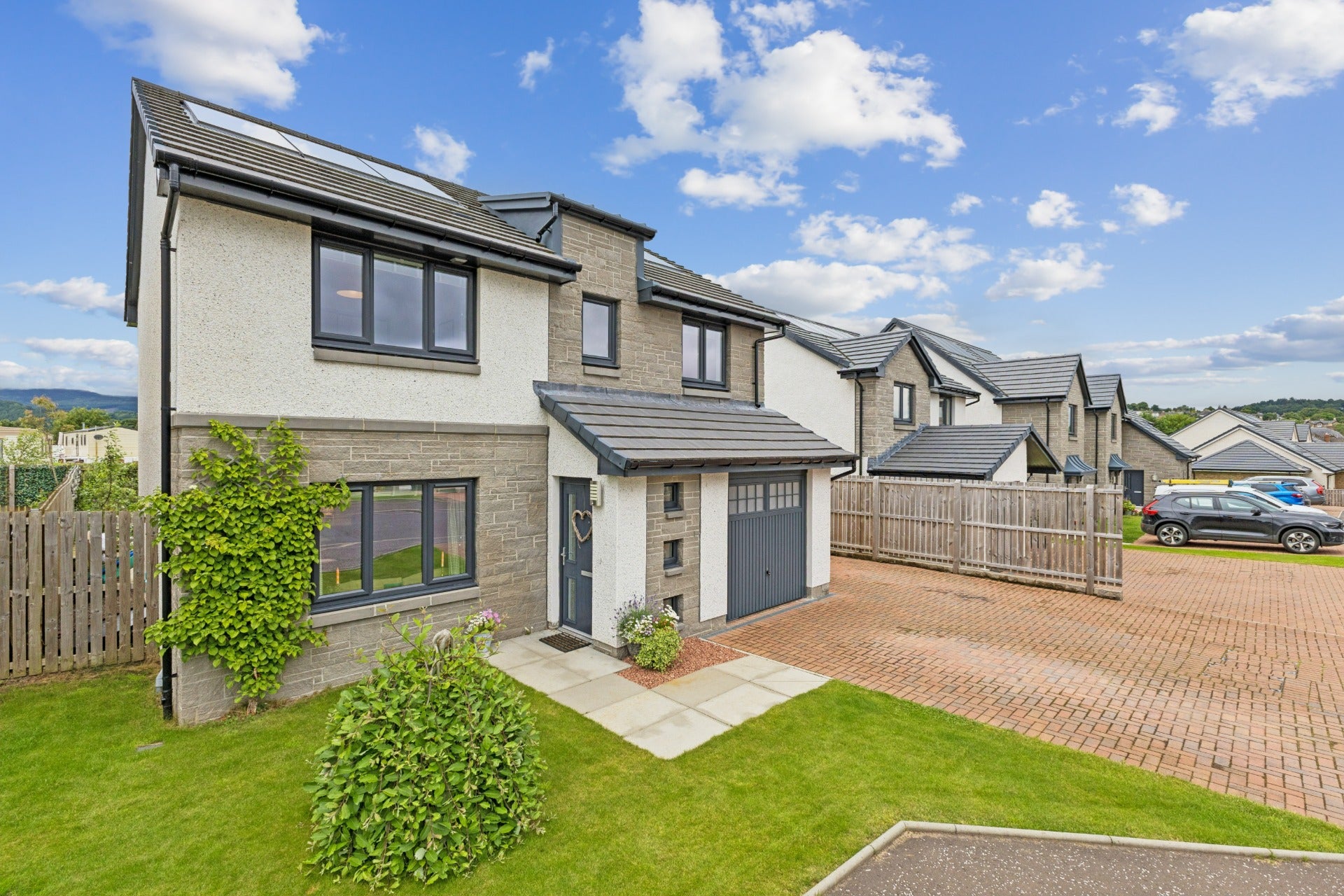 House Foyers Way in Crieff