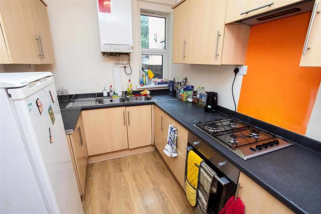 Flat Tiverton Road in Birmingham