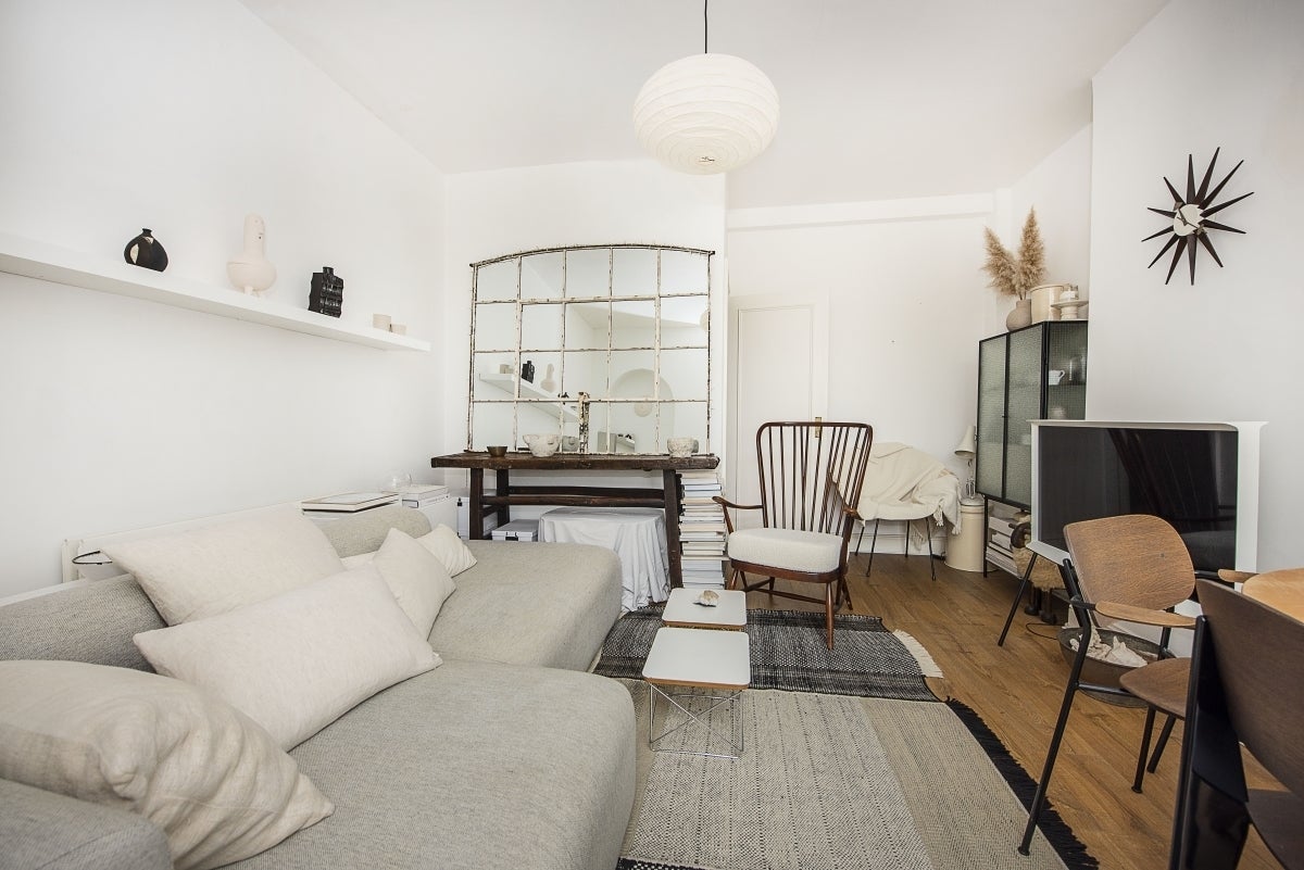 Flat Upper Richmond Road West in Greater London