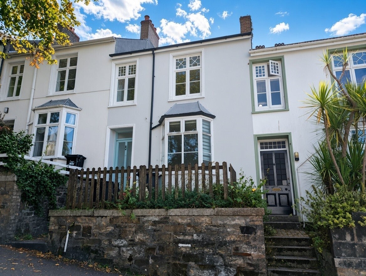 House Trelawney Road in Falmouth