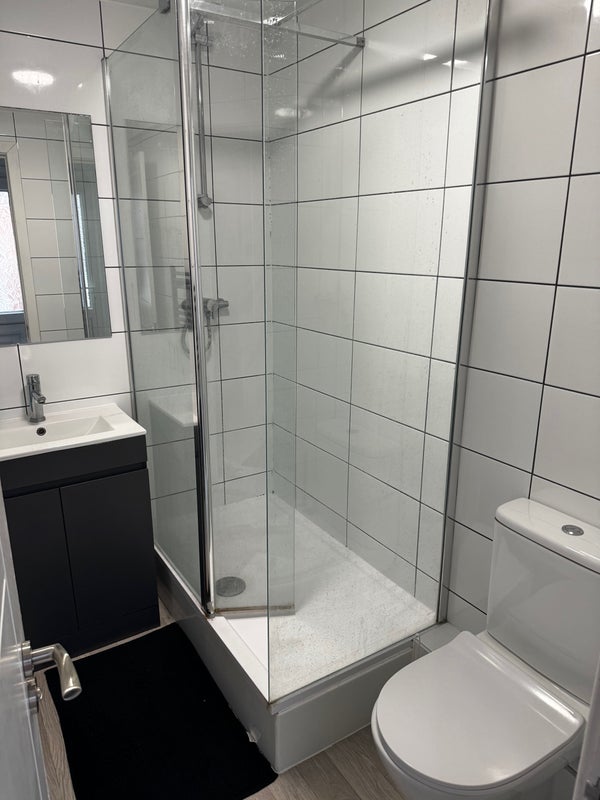 Room Puckleside in Basildon