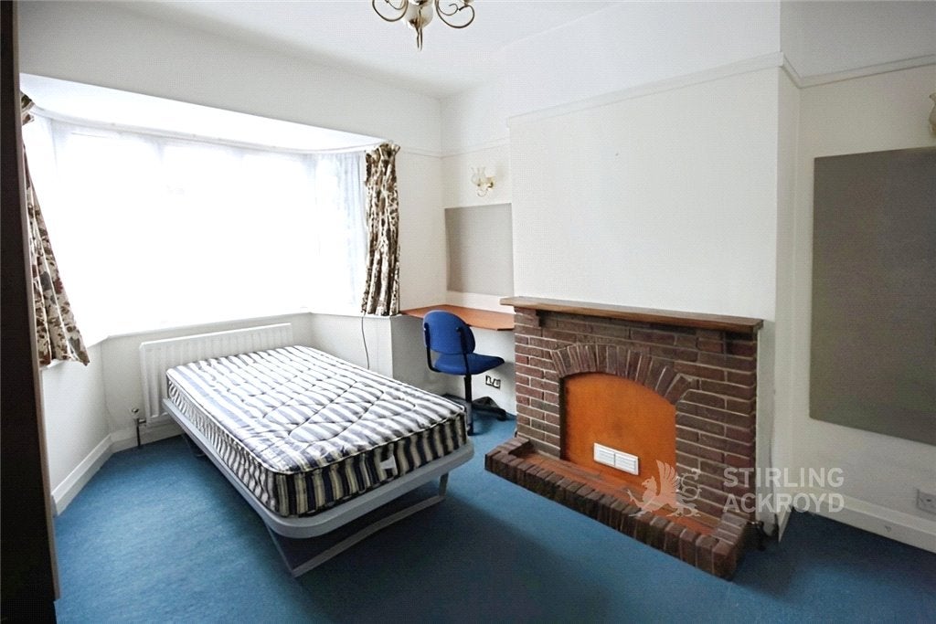 Flat Weston Road in Guildford
