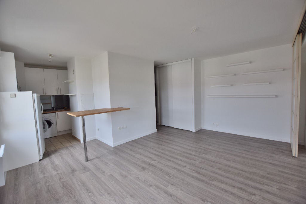 Flat Chemin du Couvent in Gif-sur-Yvette