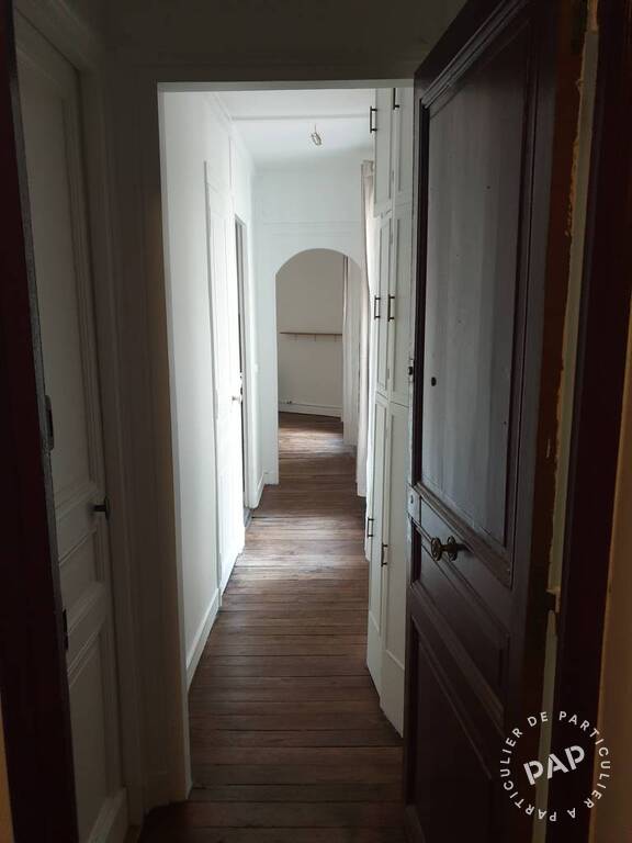 Flat Rue Marcadet in Paris