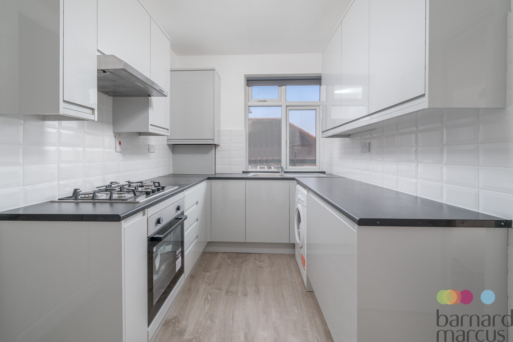 Flat Porch Way in Greater London