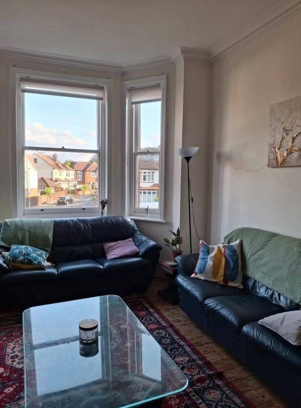 Room Marius Road in Greater London