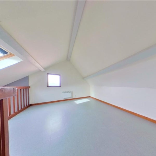 Flat Rue du-Serret in Corps