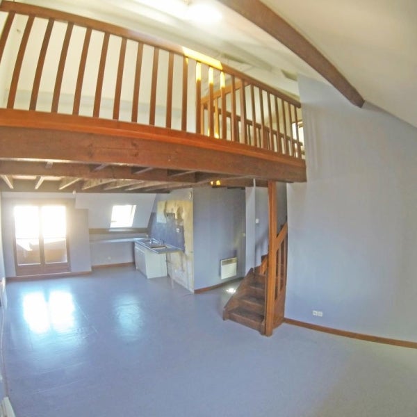 Flat Rue du-Serret in Corps