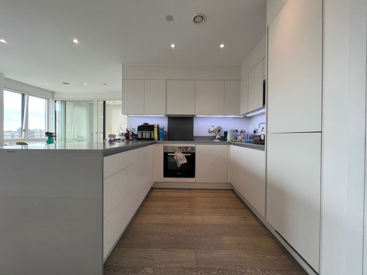 Flat Arniston Way in Greater London