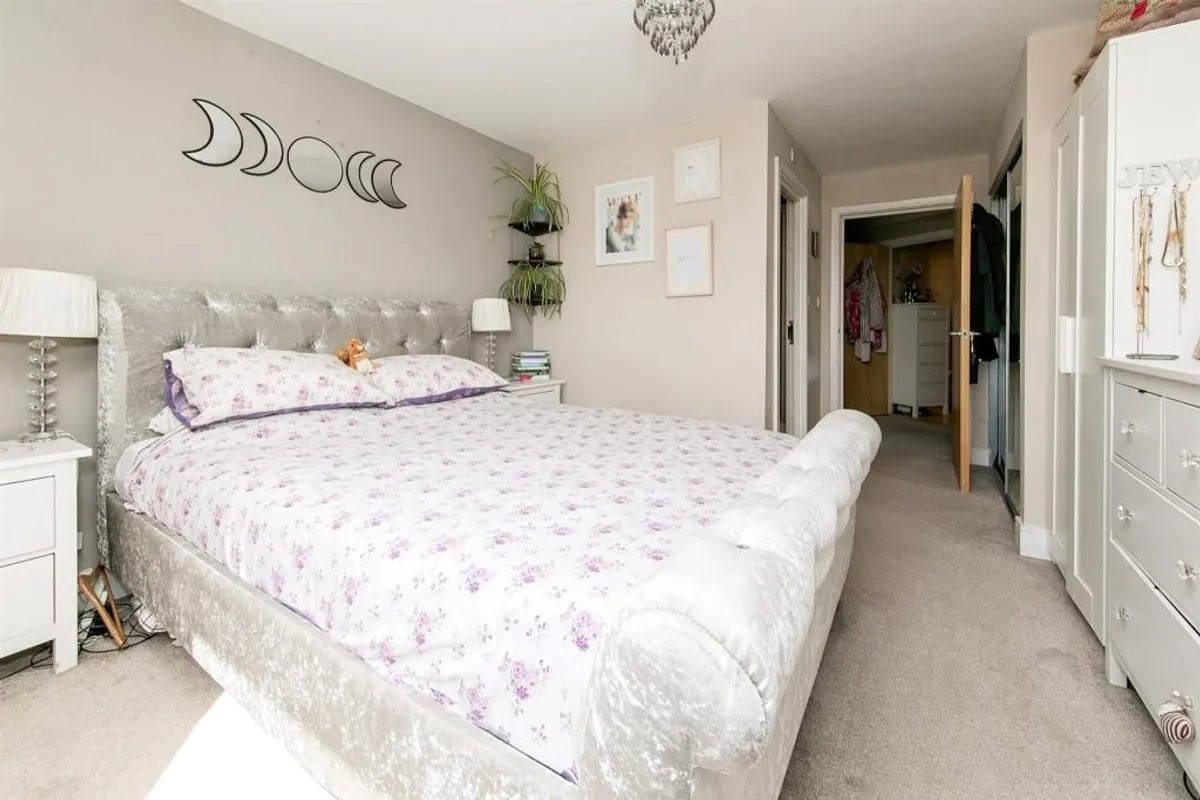 Flat Patteson Road in Ipswich