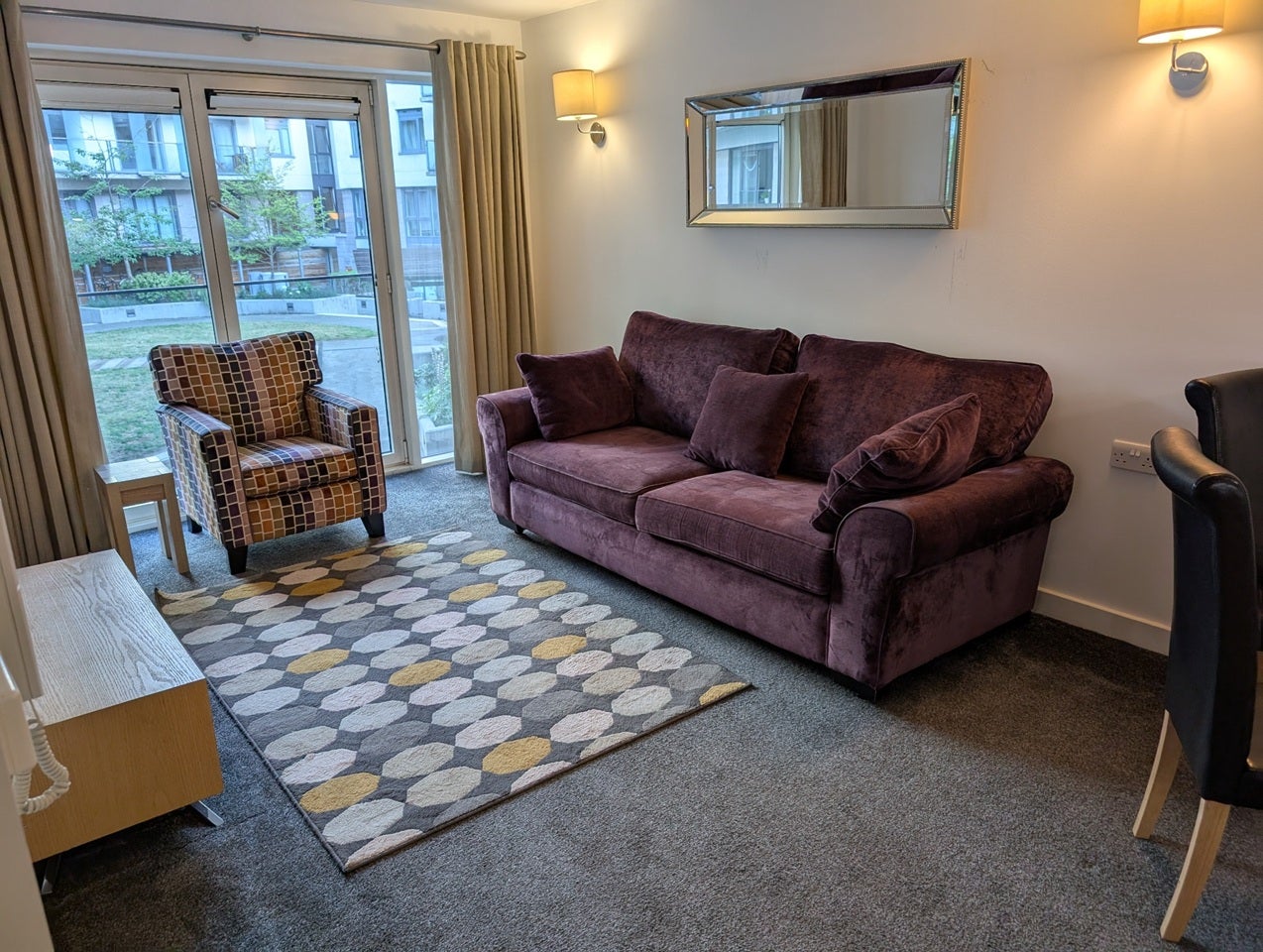 Flat Empire Way in Greater London