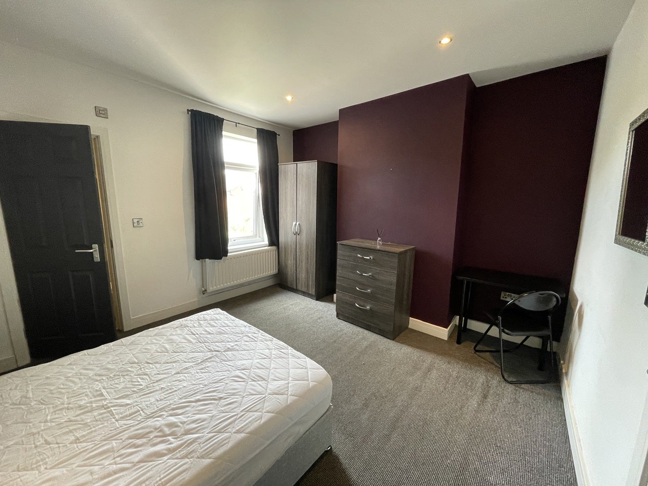 Room Portland Road in Nottingham