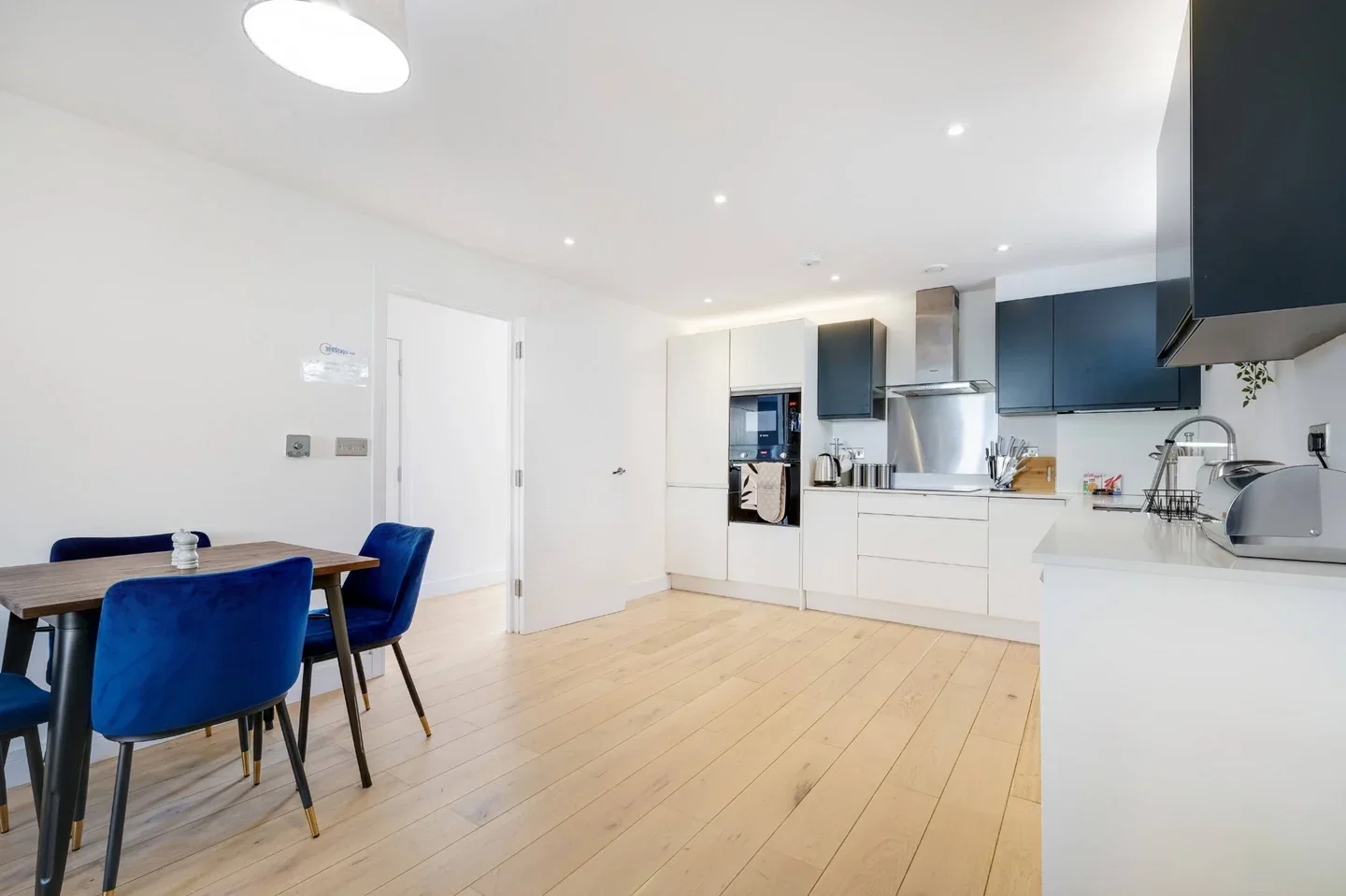 Flat Rusham Road in Borough of Runnymede