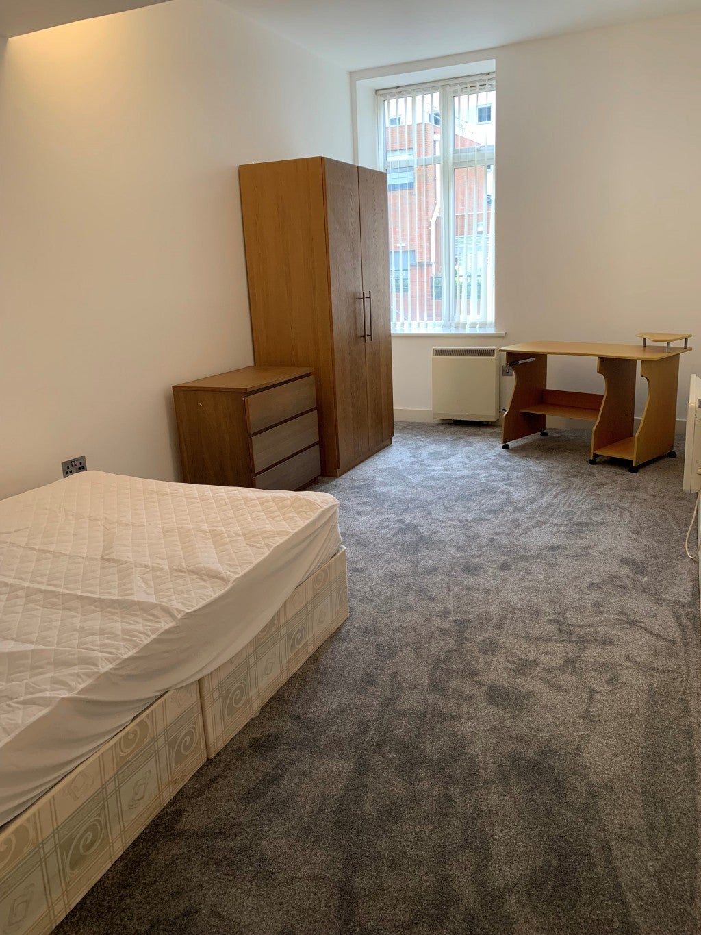 Flat Clarence Street in Newcastle upon Tyne