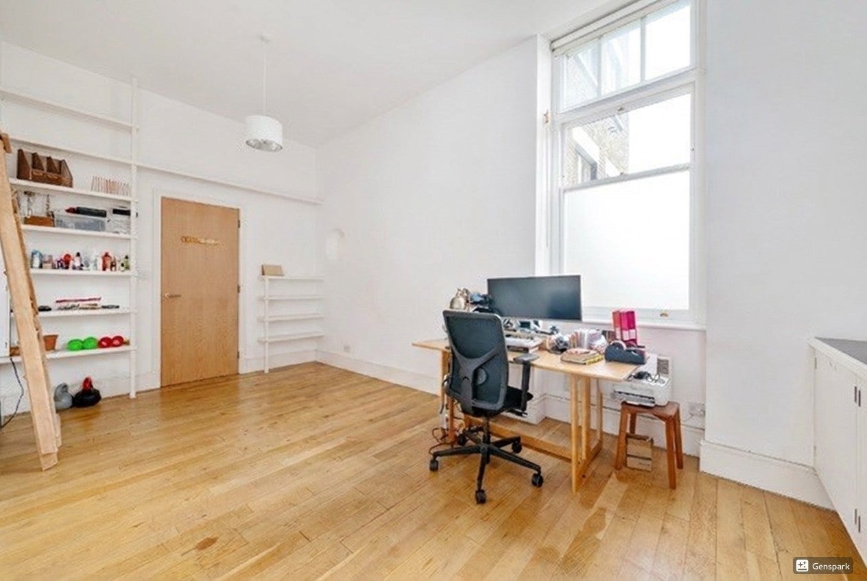 Flat St Giles Road in Greater London