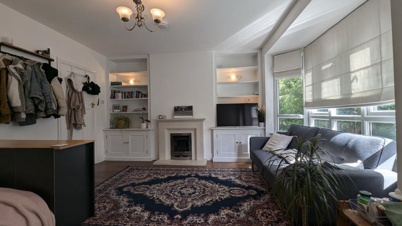 Room Heyford Avenue in Greater London