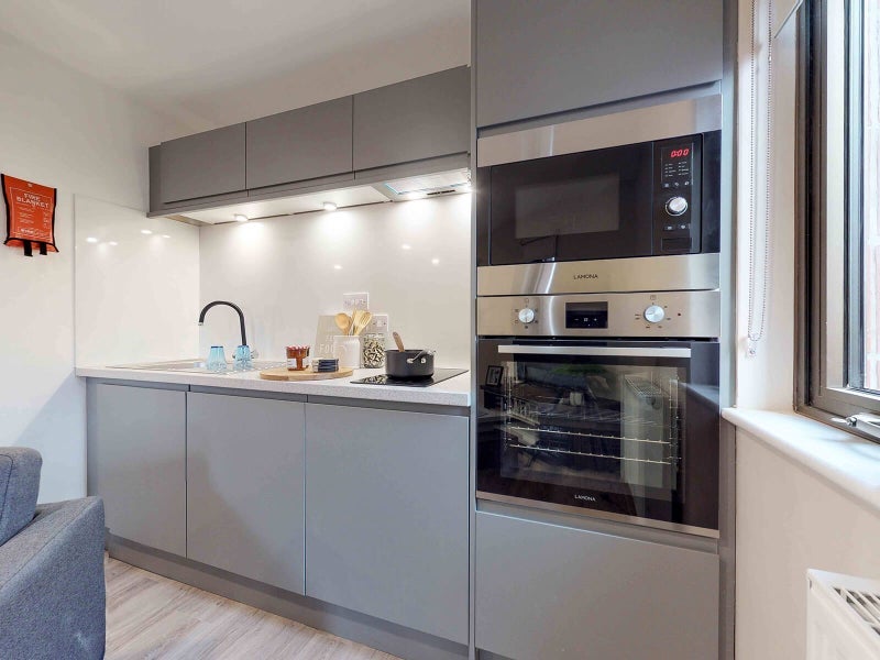 Flat Furnival Gate in Sheffield