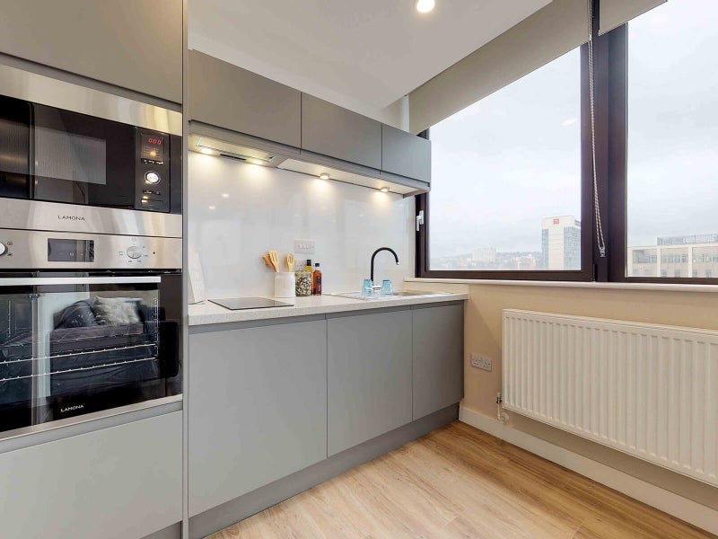 Flat Furnival Gate in Sheffield