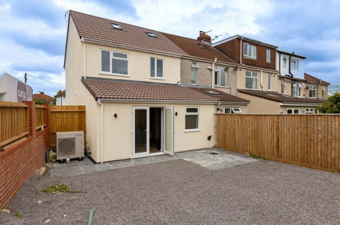 House Stanley Avenue in Filton