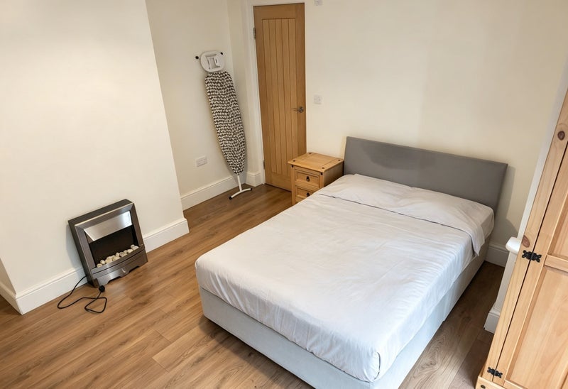 Room Ings Road in Leeds