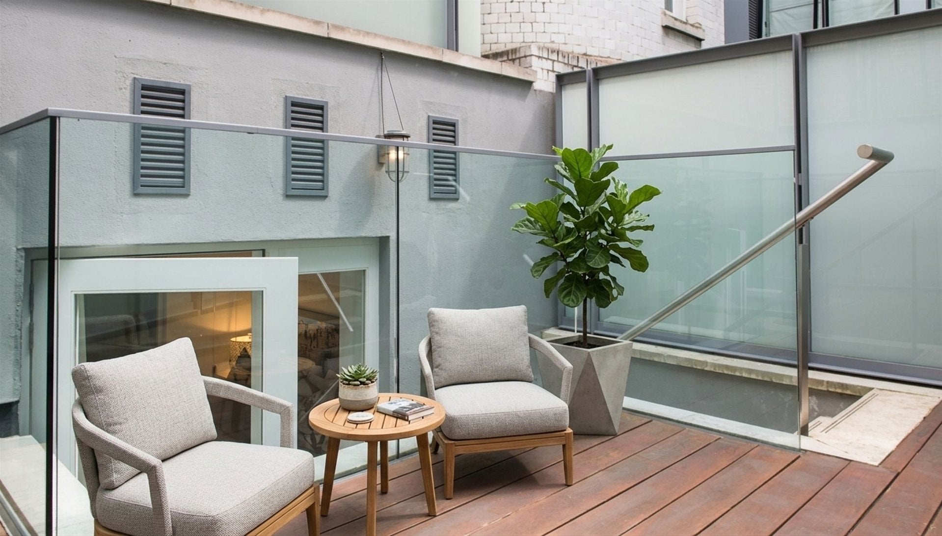 Flat Duke Street in City of Westminster
