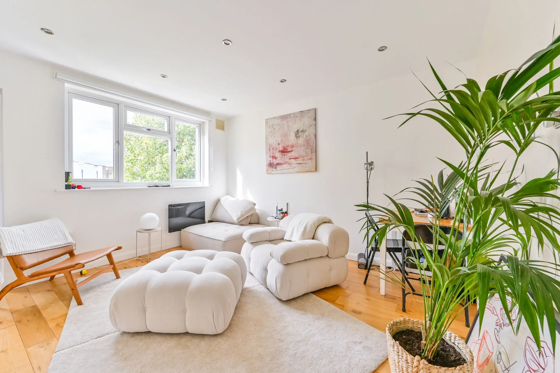 Flat Harrow Road in City of Westminster
