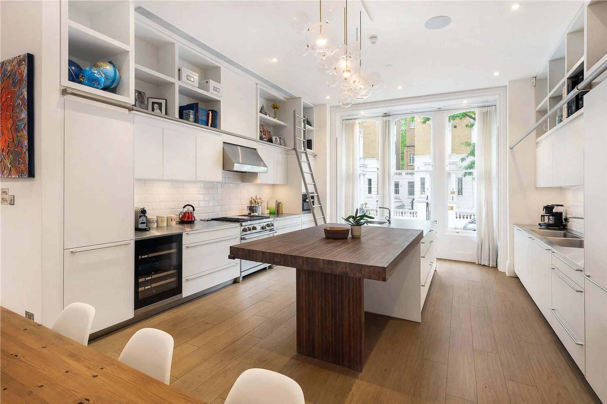 Flat Gledhow Gardens in Greater London