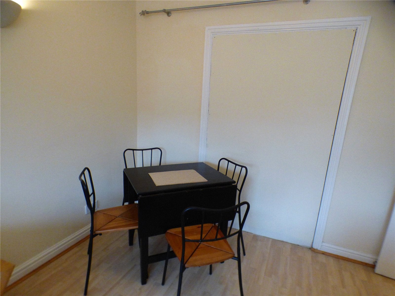 Room Whiteoak Road in Manchester