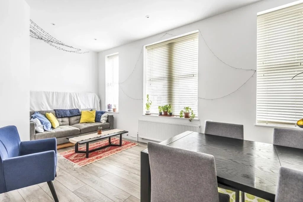 Flat Sydenham Road in Greater London