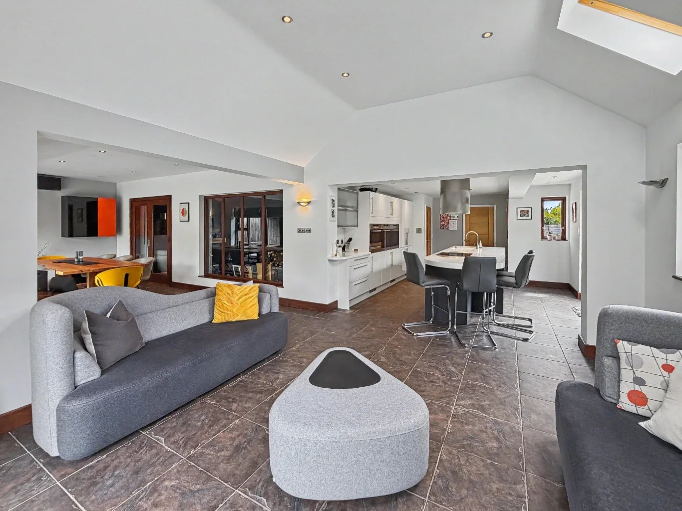 House Rose Meadows in Huntingdonshire