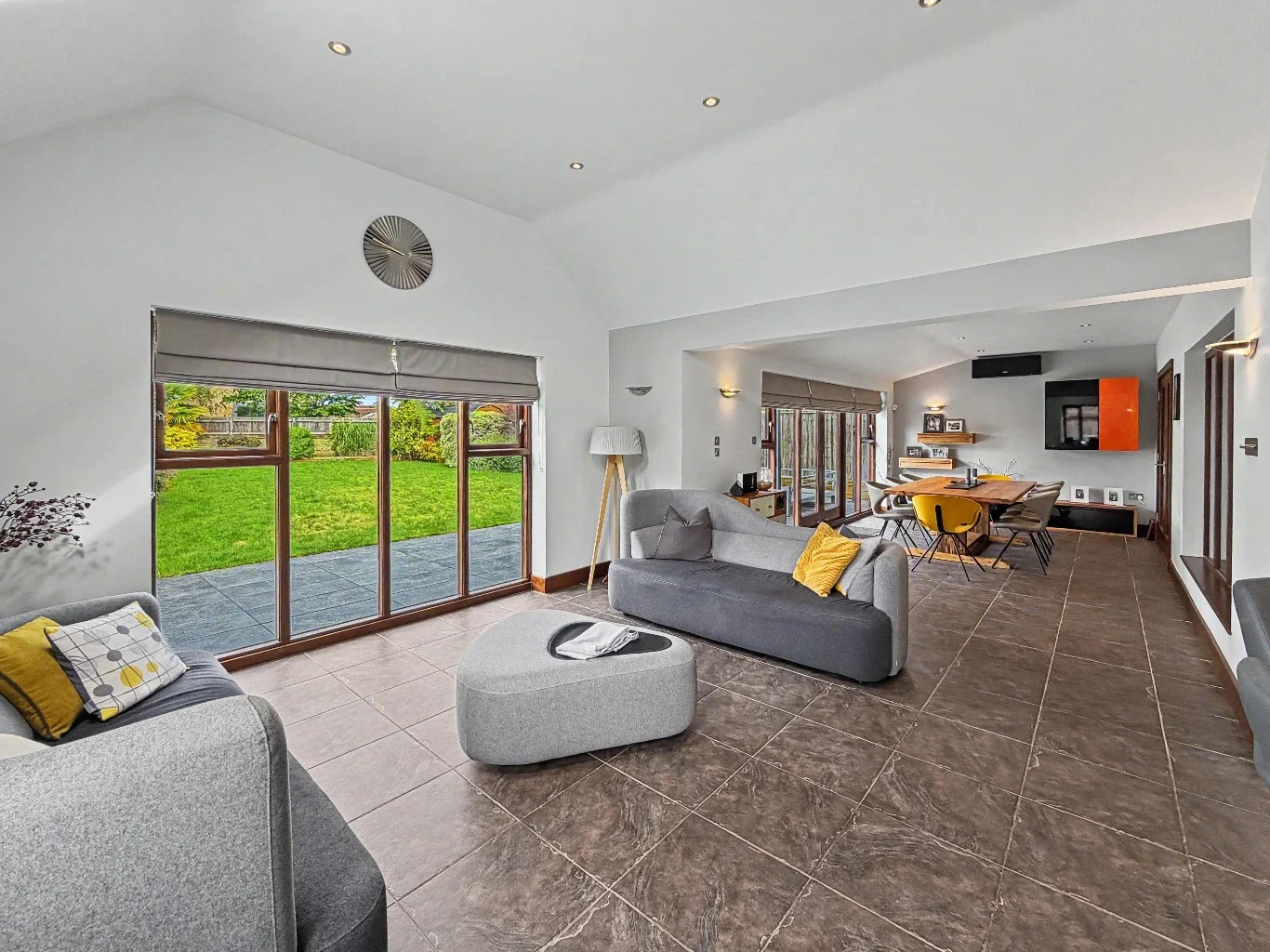 House Rose Meadows in Huntingdonshire
