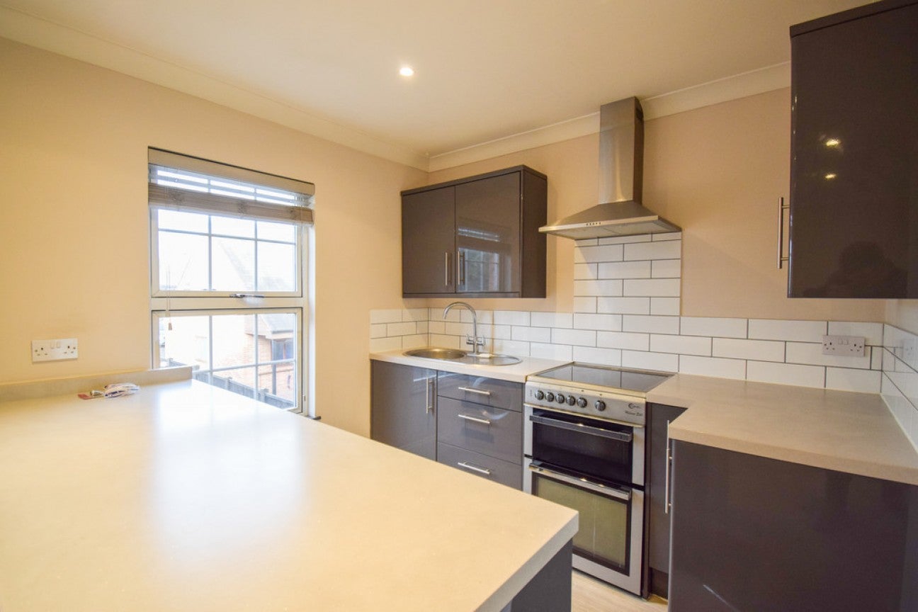 Flat Lower Gungate in Tamworth