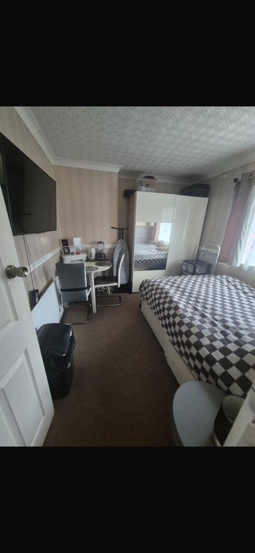 Room Teviot Road in Nottingham