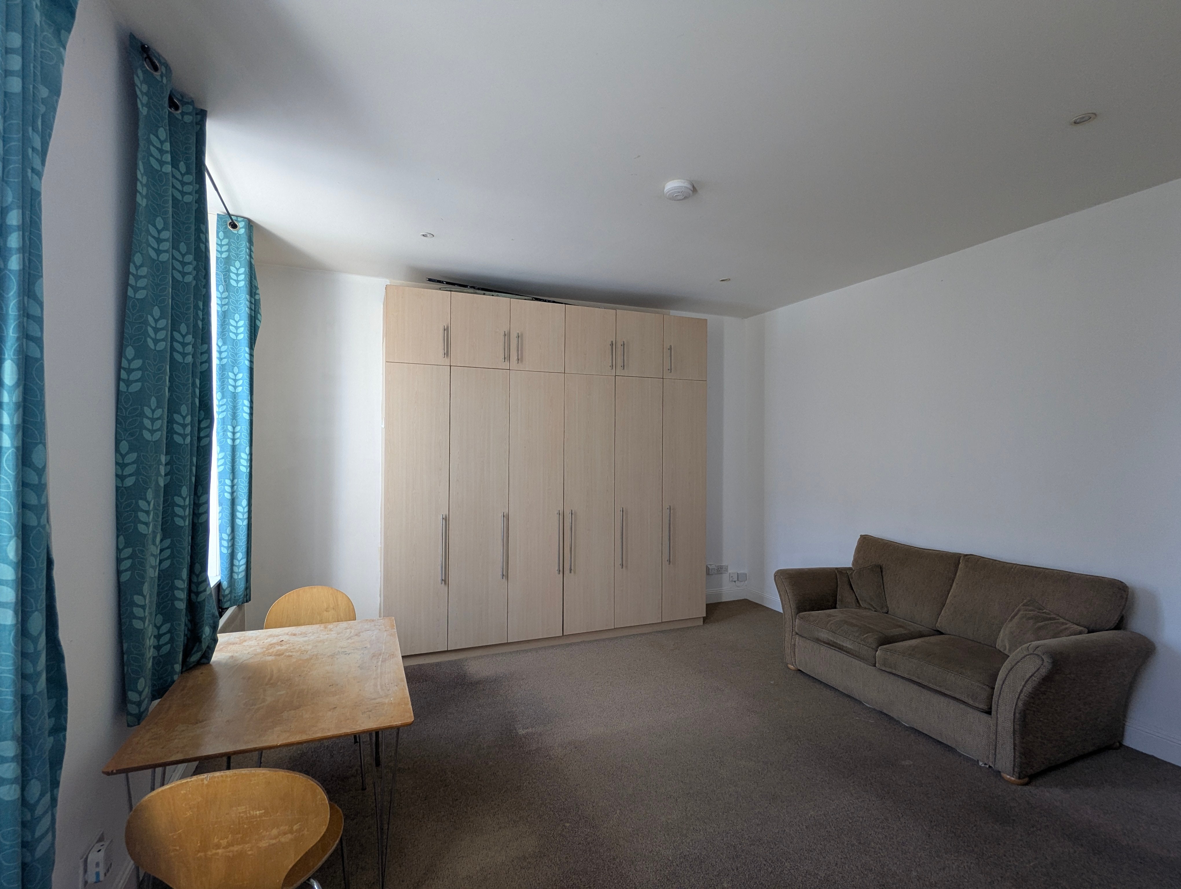Flat Cambrian Place in Swansea