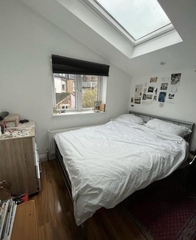 Room Friern Road in Greater London