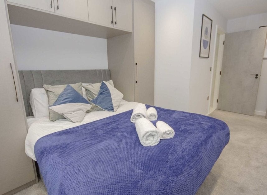 Flat The Hyde in Greater London