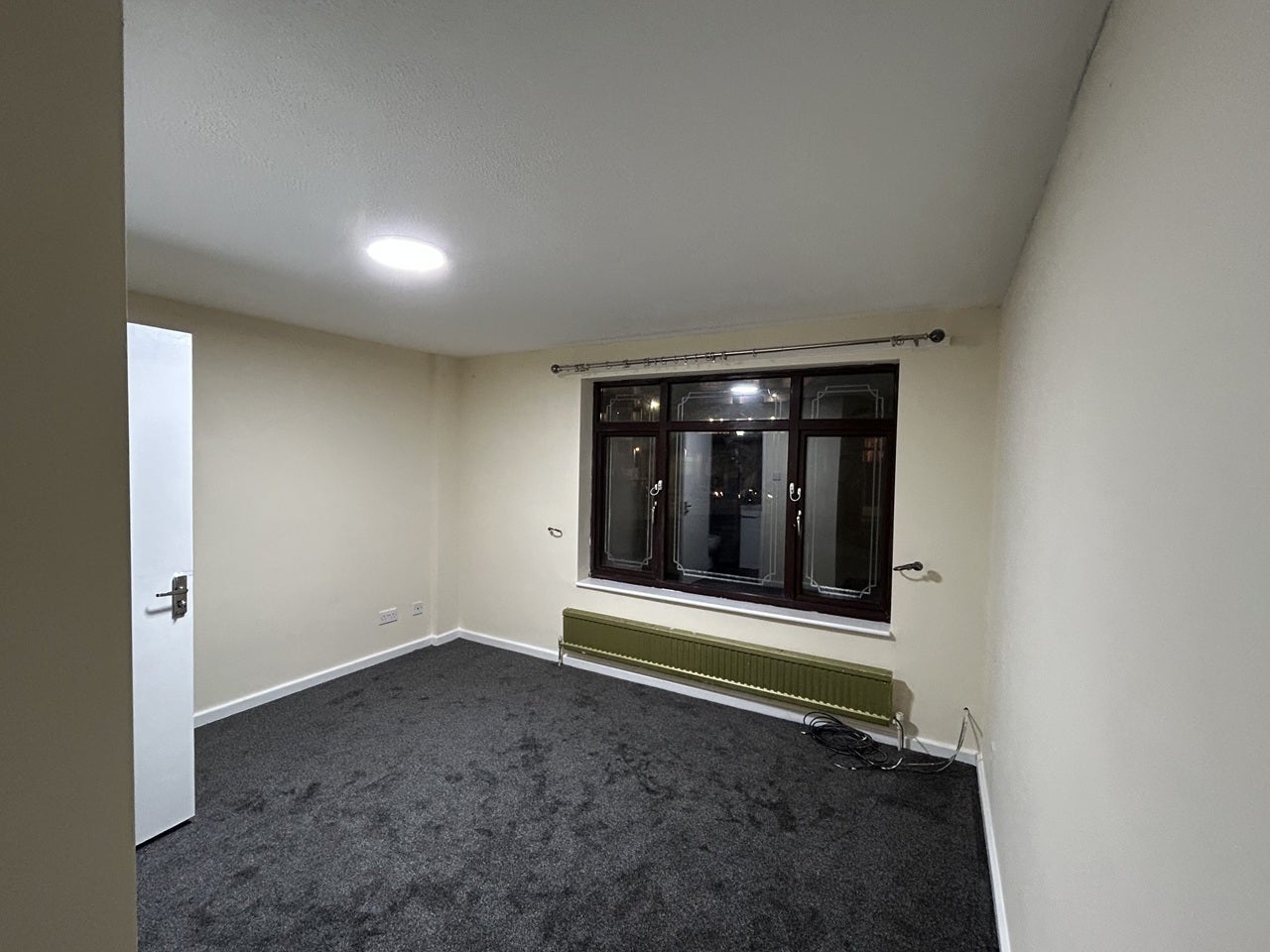 Room Westbury Road in Greater London